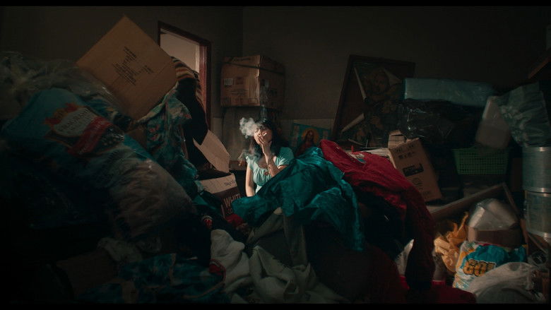 кадр из фильма threefor100: o ang tamang porma ng pag uukay at iba pang mga bagay-bagay, i think!