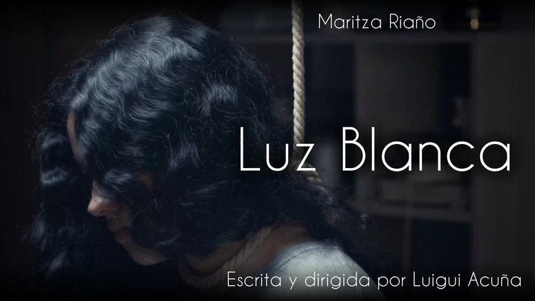 кадр из фильма Luz Blanca
