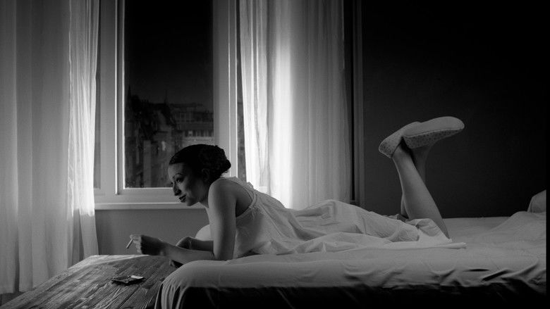 кадр из фильма The Sewing Circle