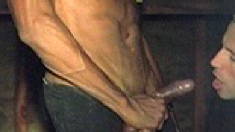 кадр из фильма Sticky Gloves