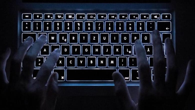 кадр из фильма Mythos Darknet - Verbrechen, Überwachung, Freiheit