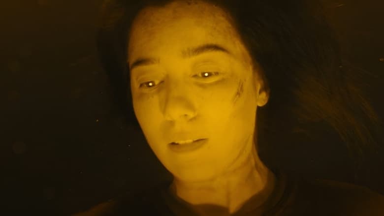 кадр из фильма Объятия матери