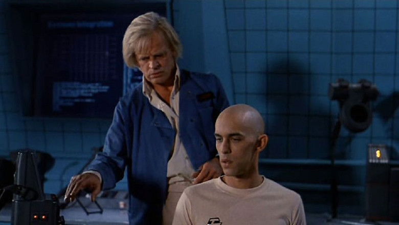 кадр из фильма Андроид