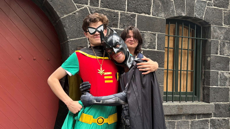 кадр из фильма BatFreak and Throbin