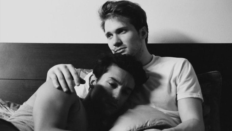 кадр из фильма Ничего, кроме цветов