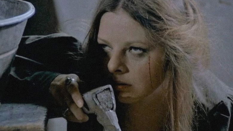 кадр из фильма De ce trag clopotele, Mitică?