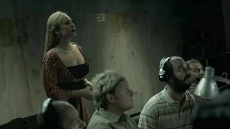 кадр из фильма Ev