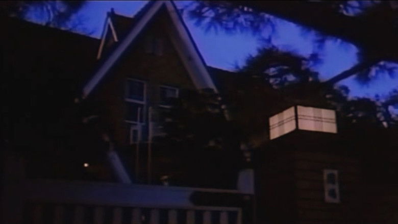 кадр из фильма マダム・サド　牝地獄