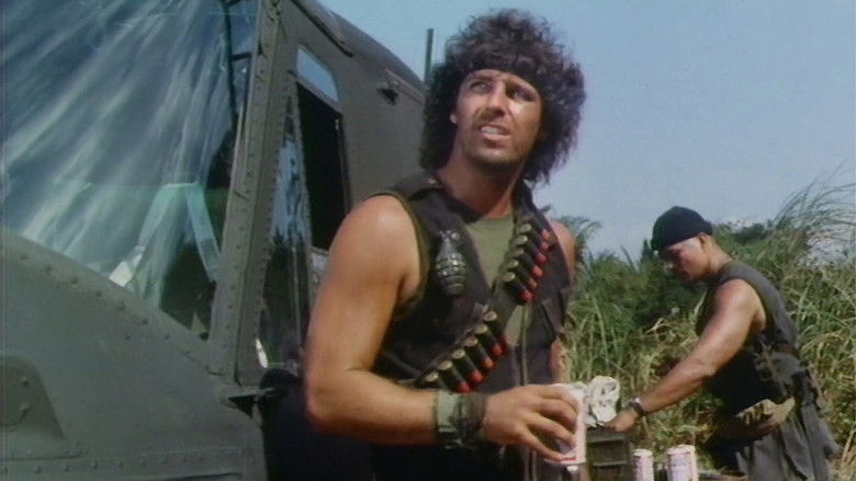 кадр из фильма Последний Американский Солдат