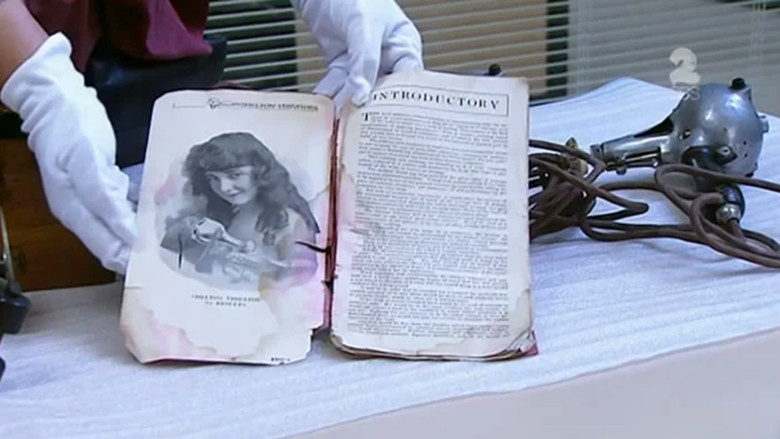 кадр из фильма Turn Me On: The History of the Vibrator