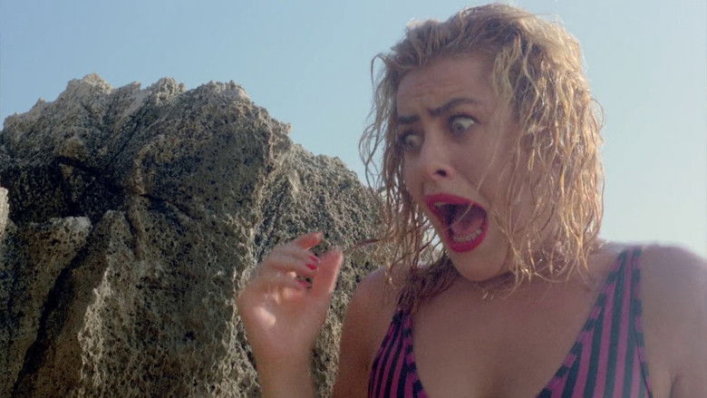 кадр из фильма Quella villa in fondo al parco