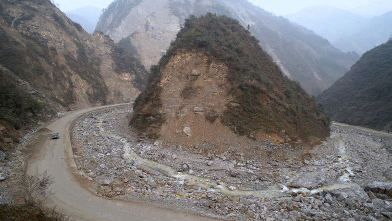 кадр из фильма 堰塞