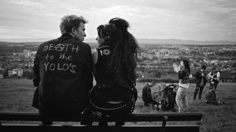 кадр из фильма Lasst die Alten sterben