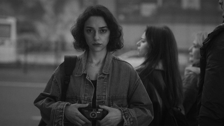 кадр из фильма İsimsiz Eserler Mezarlığı