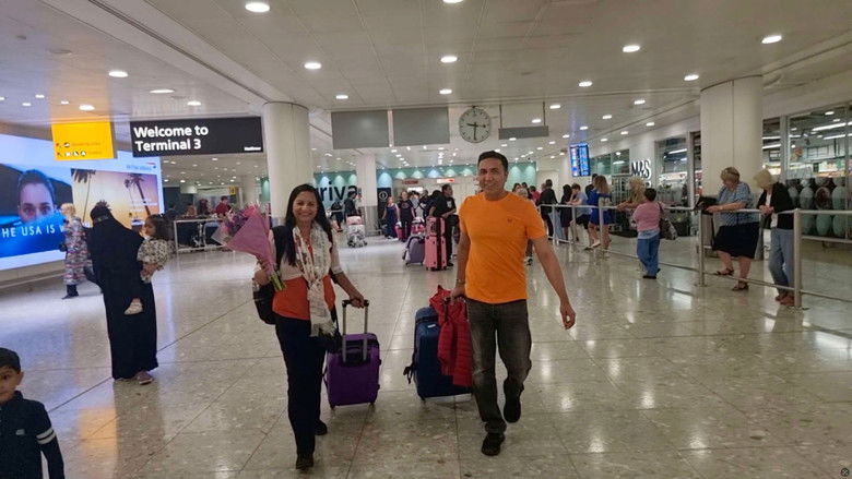 кадр из фильма UK Holiday