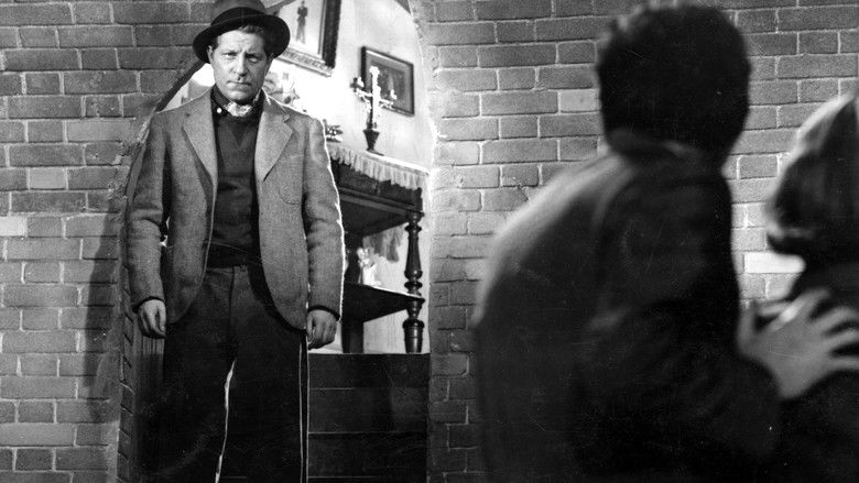 кадр из фильма Набережная туманов