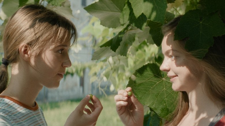 кадр из фильма Маленькие проблемные девочки