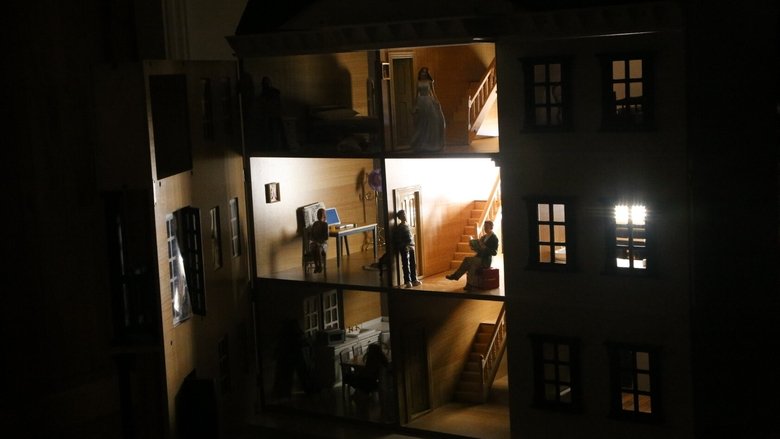 кадр из фильма Doll House