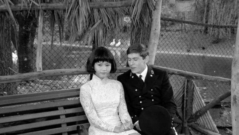 кадр из фильма Mi vedrai tornare