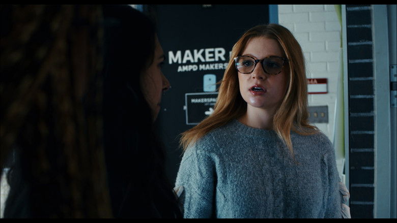 кадр из фильма SPECIOUS