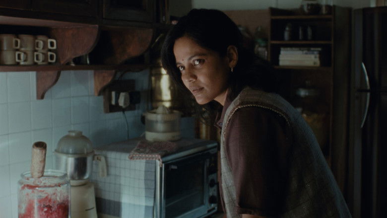 кадр из фильма जुगनूमा