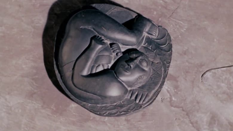 кадр из фильма Haida Carver