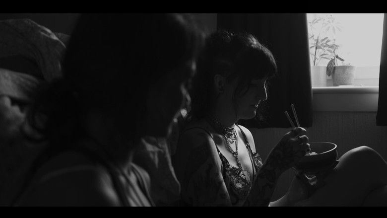 кадр из фильма K-HOLE