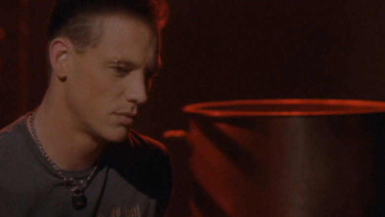 кадр из фильма Спёкшийся