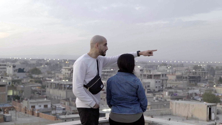 кадр из фильма Les poussières de Daech