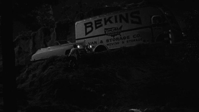 кадр из фильма Удар