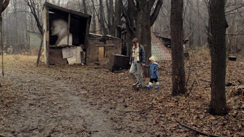 кадр из фильма Зеркало для героя