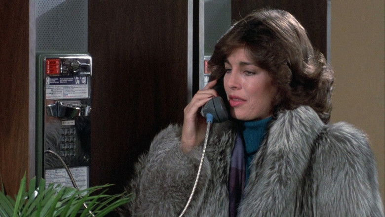 кадр из фильма Сорвать маску