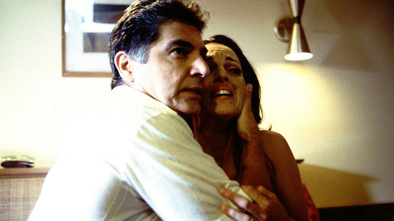 кадр из фильма Бермудский треугольник