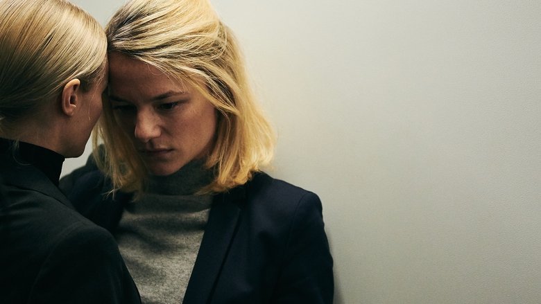 кадр из фильма Земля под моими ногами