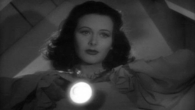 кадр из фильма Come Live with Me