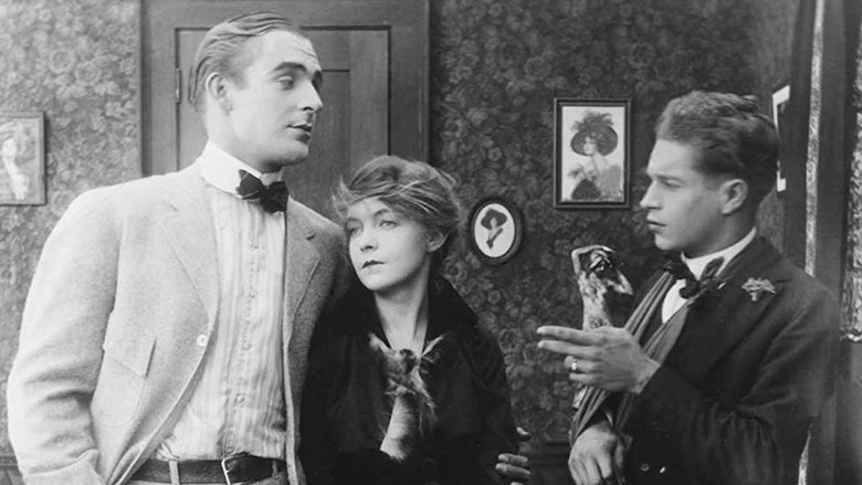 кадр из фильма The Lost House