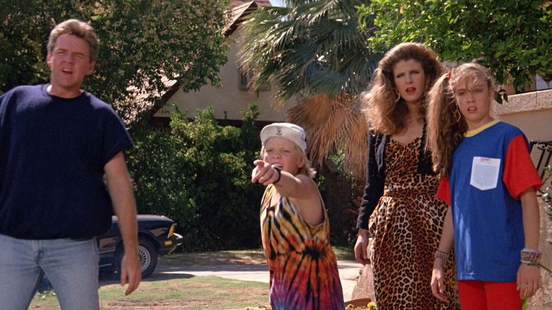 кадр из фильма Сумасшедший дом