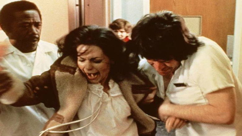 кадр из фильма Крекерная фабрика