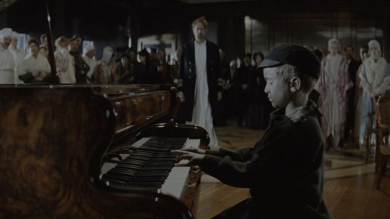кадр из фильма Легенда о пианисте