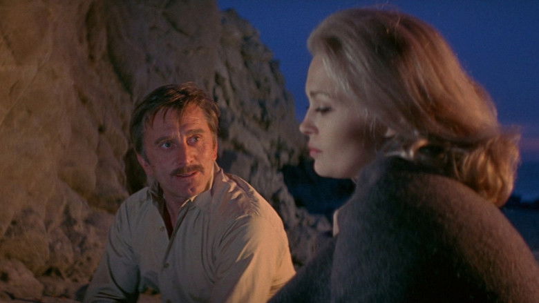 кадр из фильма Сделка