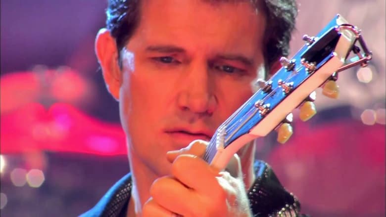 кадр из фильма Chris Isaak - San Javier 2010