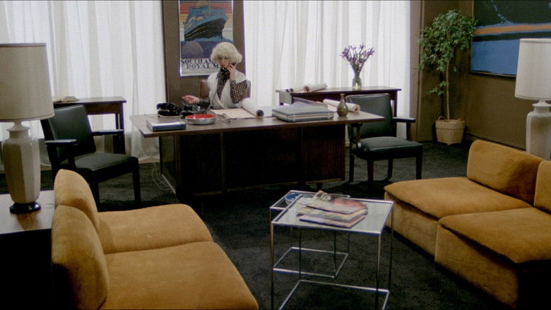 кадр из фильма California Gigolo