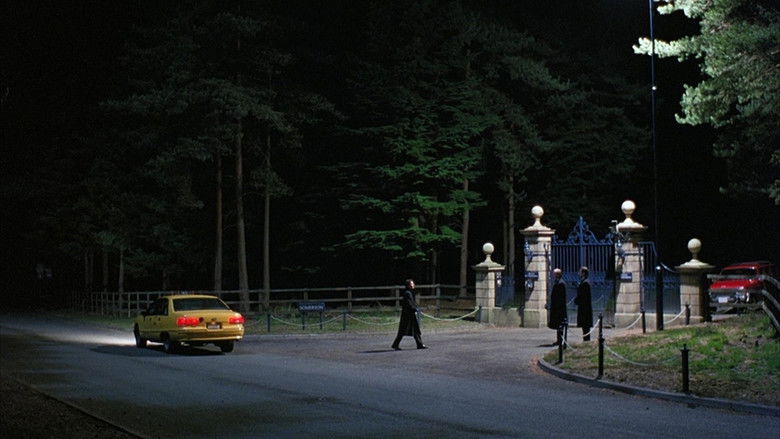 кадр из фильма С широко закрытыми глазами