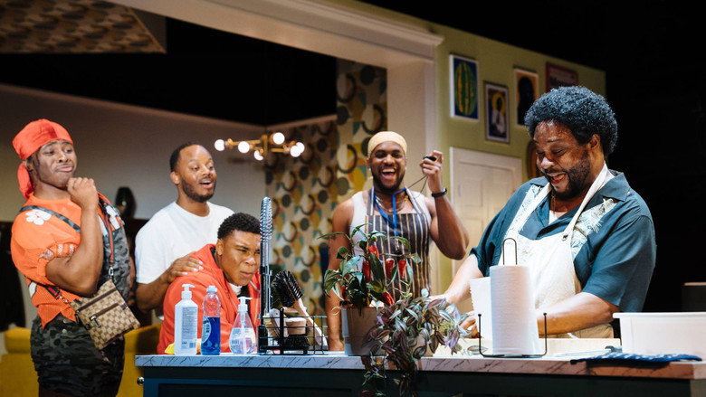 кадр из фильма National Theatre at Home: The Hot Wing King