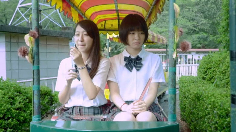 кадр из фильма Кубитное лето Рёко