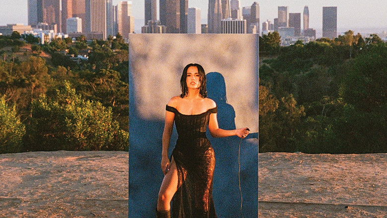 кадр из фильма Rebbeca