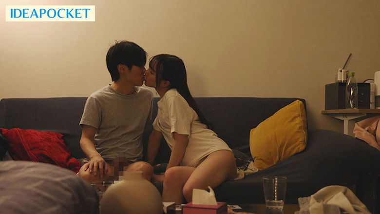 кадр из фильма アイドルTO(トップオタク)だった僕が引退ライブ後にDM呼び出されガチ恋告白され 恋愛禁止の3年間禁欲した彼女に超甘々ラブラブで痴女られた2日間