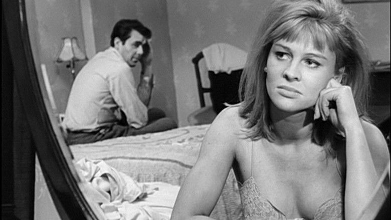 кадр из фильма Дорогая