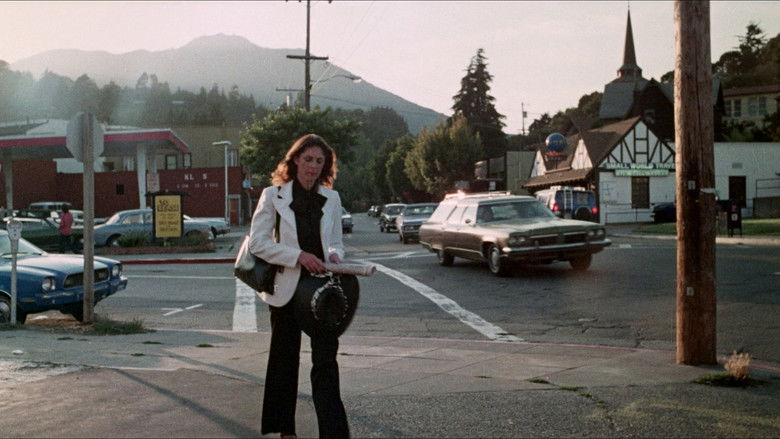 кадр из фильма Табу