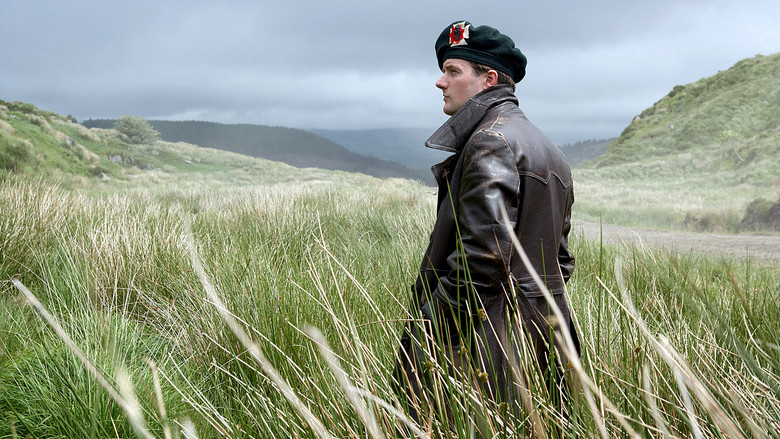 кадр из фильма Ветер, который качает вереск